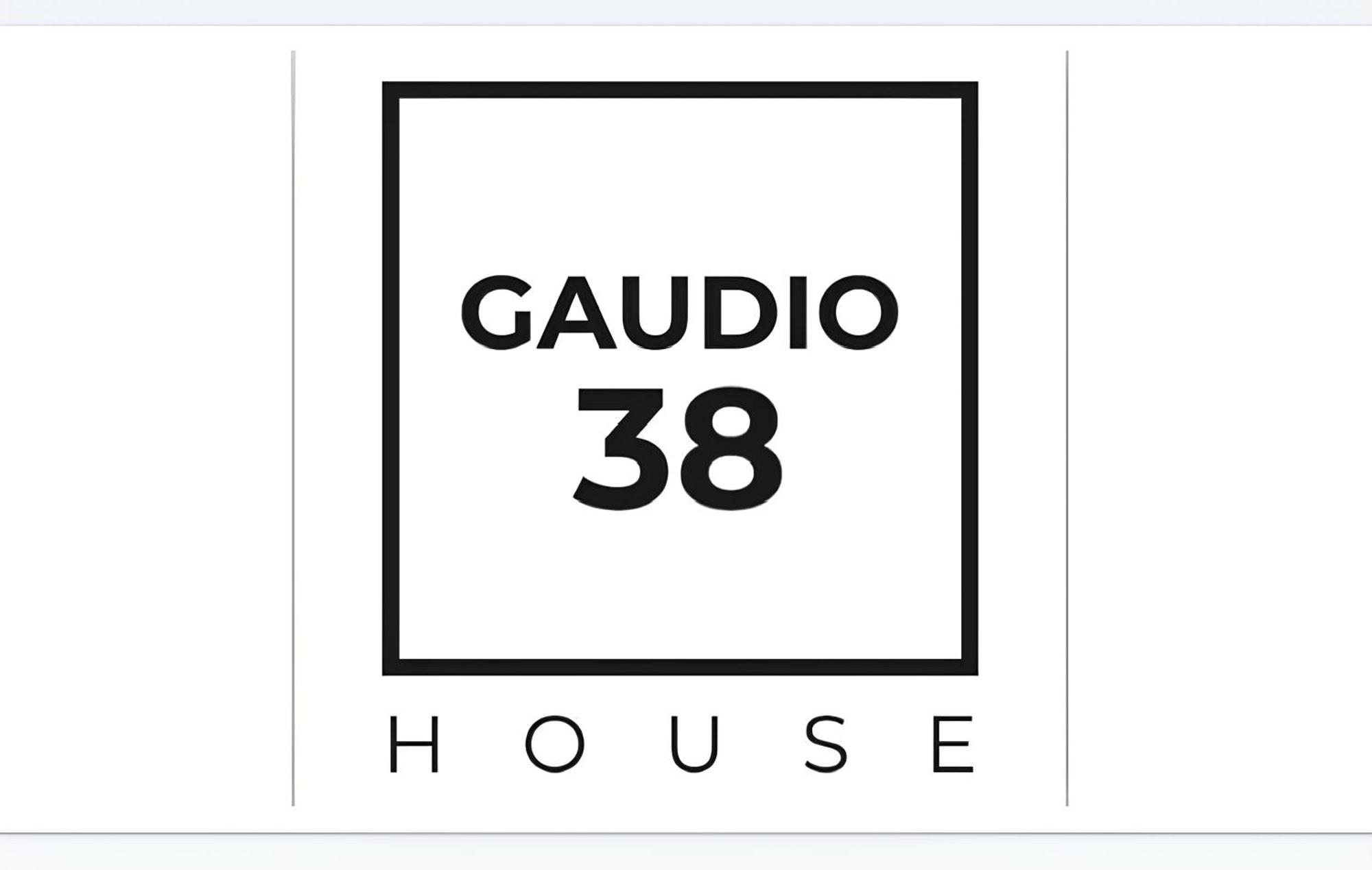 Апартаменты House Gaudio 38 Санремо Экстерьер фото
