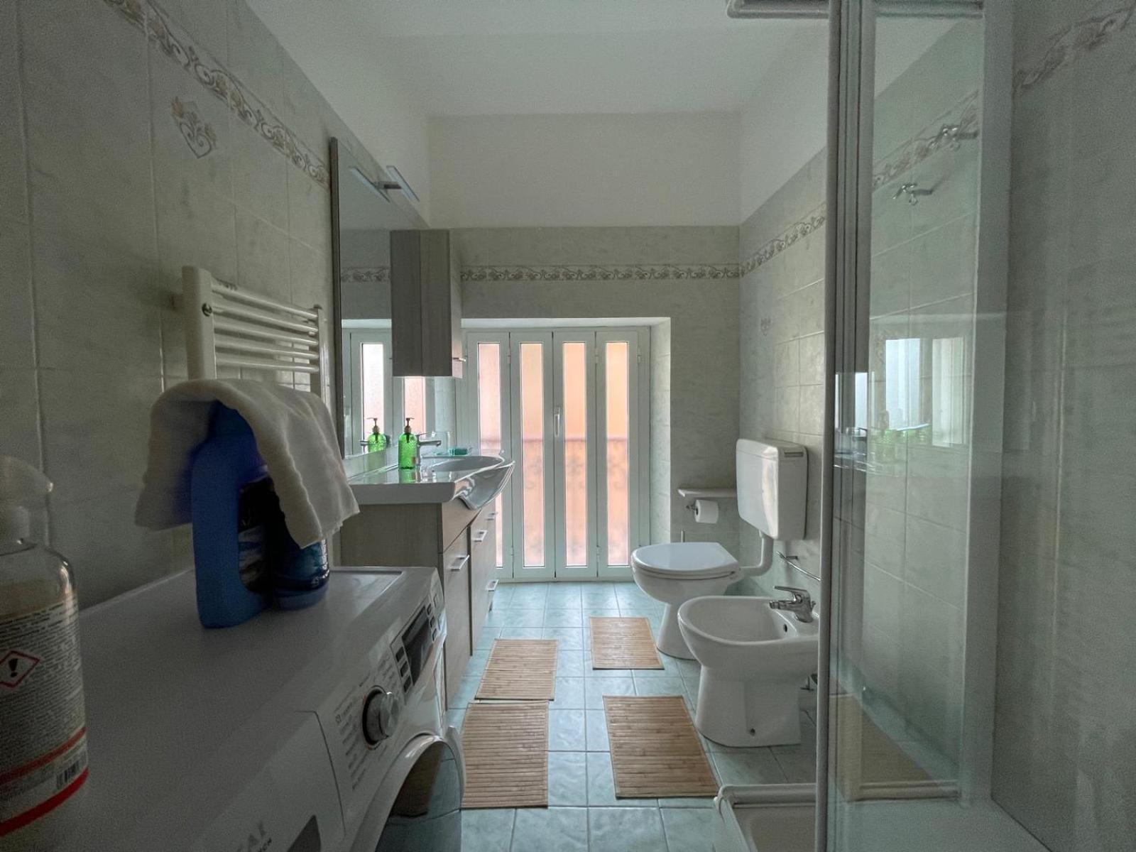 Апартаменты House Gaudio 38 Санремо Экстерьер фото